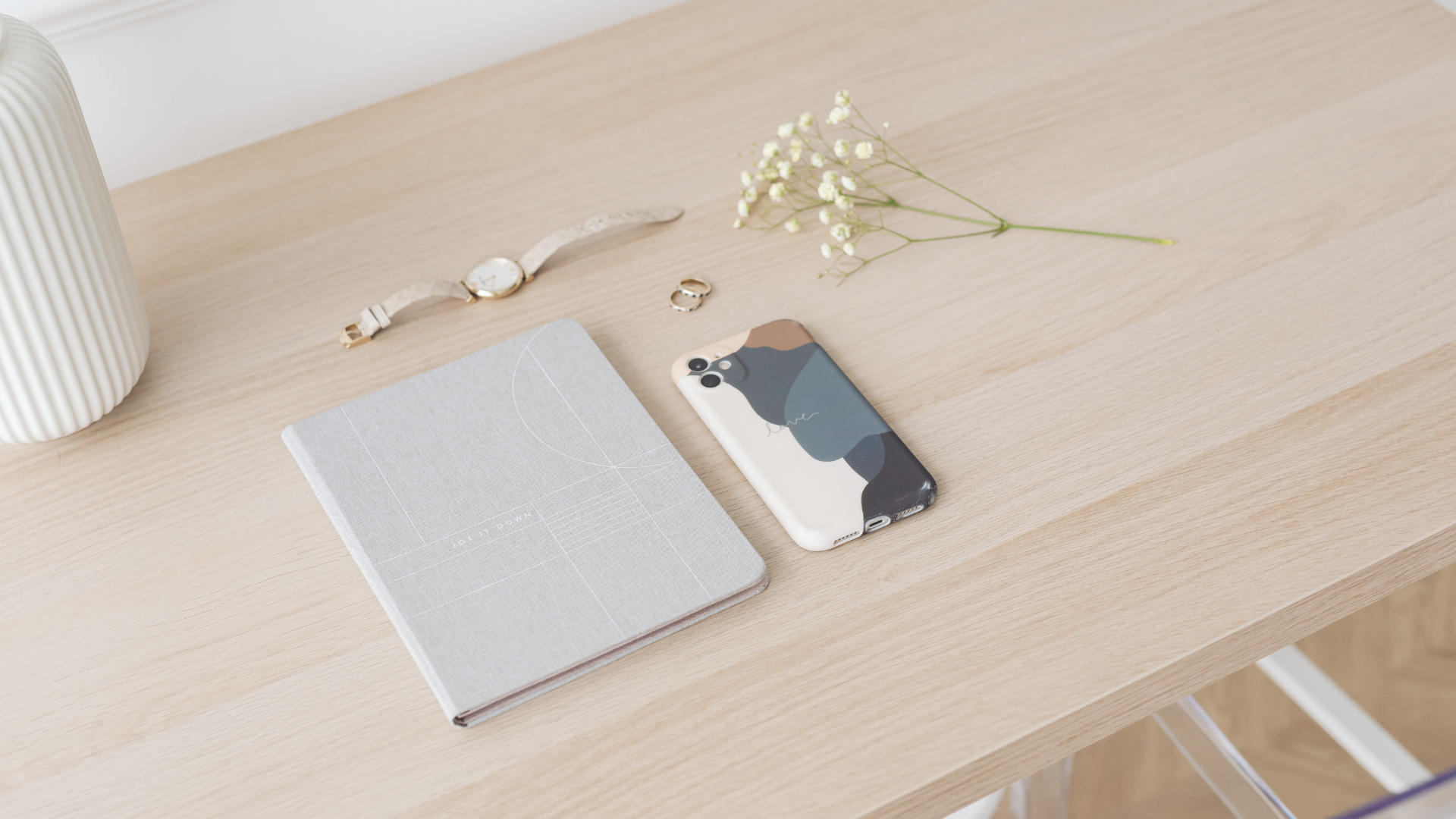 【iPhone】インスタライブをテレビ画面で見る方法「見れる？見れない？」かんたん解説